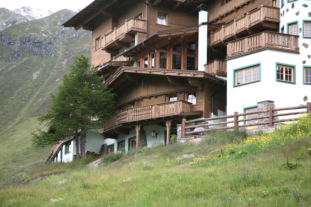 Hotel Silbertal - Almhuetten Solden Bilik gambar